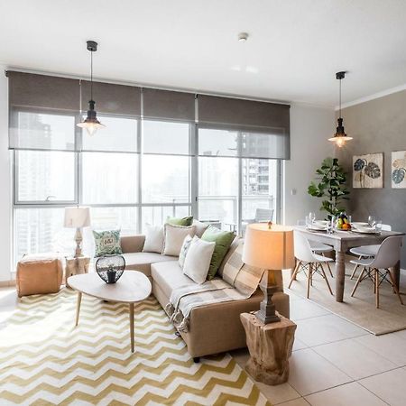 Maison Privee - Exclusive Apt With Burj Khalifa Next Door ดูไบ ภายนอก รูปภาพ