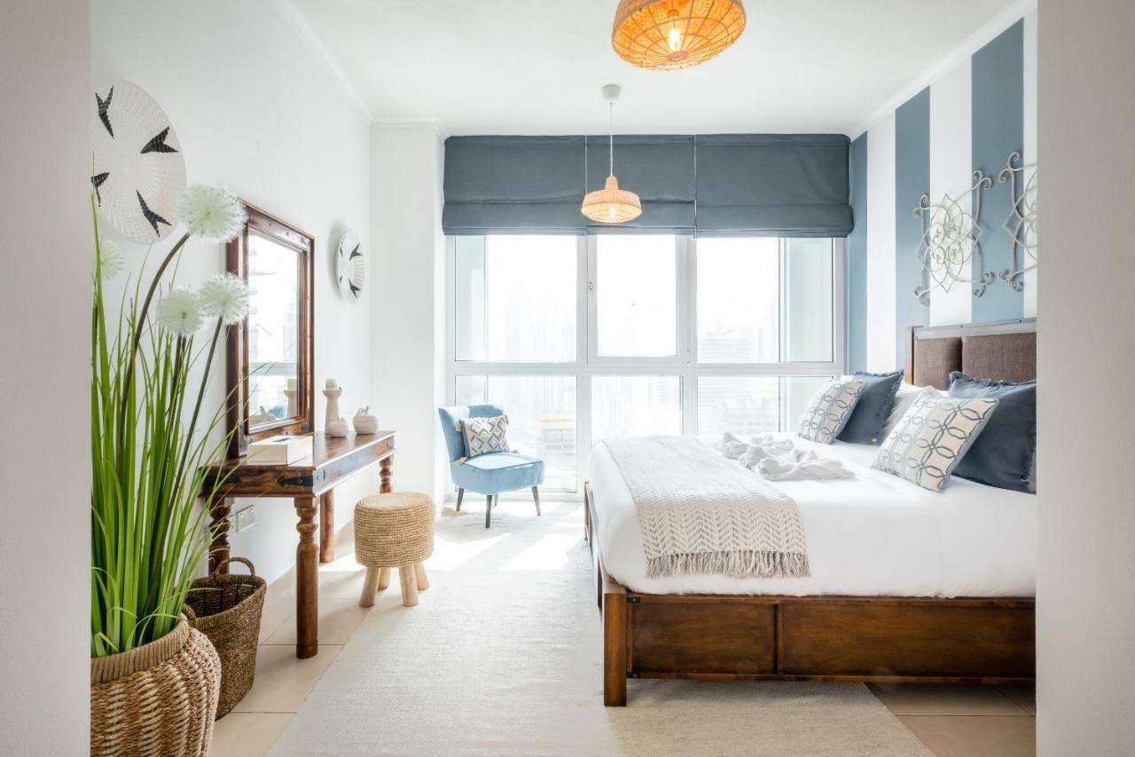 Maison Privee - Exclusive Apt With Burj Khalifa Next Door ดูไบ ภายนอก รูปภาพ