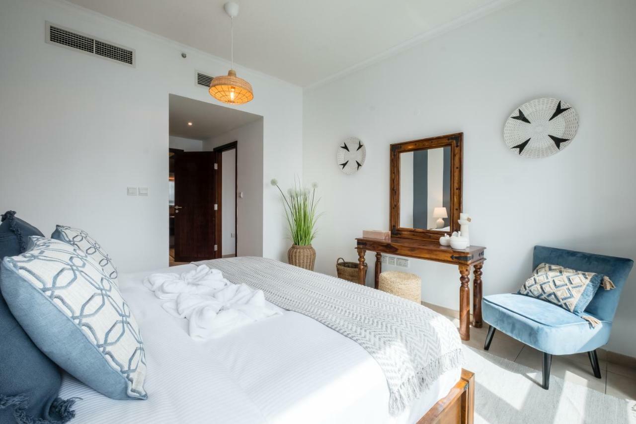 Maison Privee - Exclusive Apt With Burj Khalifa Next Door ดูไบ ภายนอก รูปภาพ